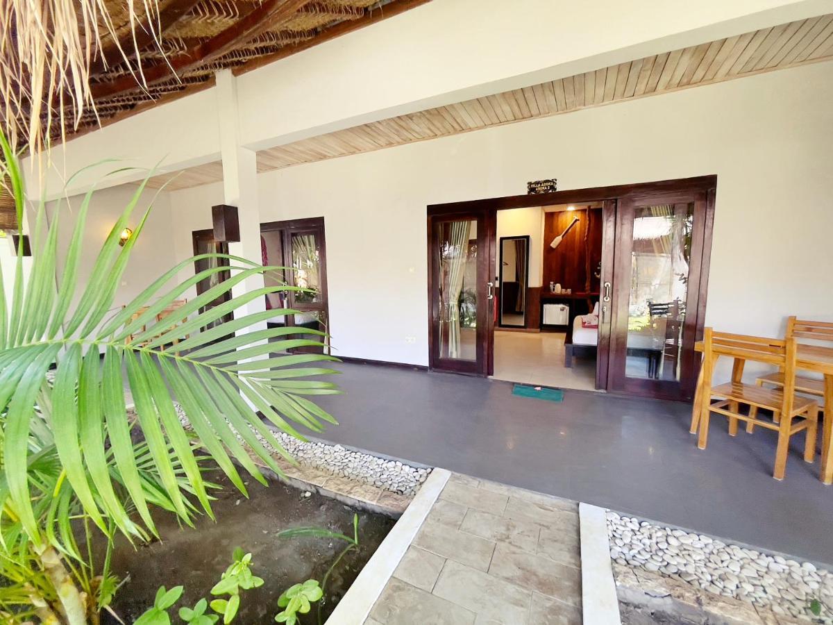 Samba Villas Beachfront View Gili Trawangan Exterior foto