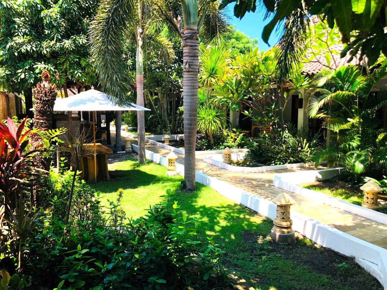 Samba Villas Beachfront View Gili Trawangan Exterior foto